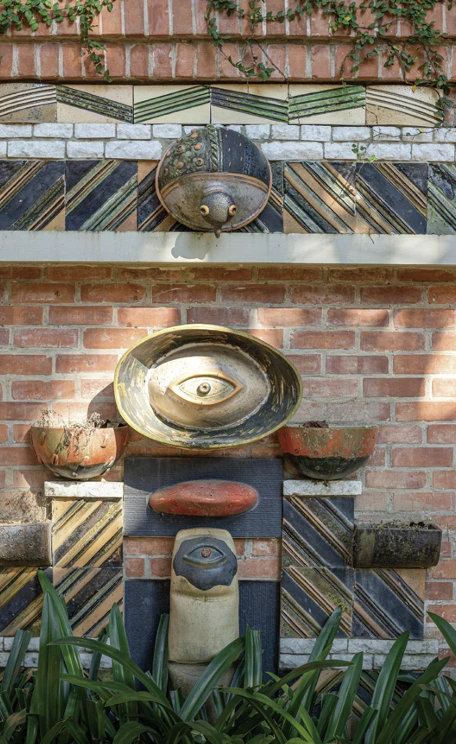 Symbolizing the elements of space and time